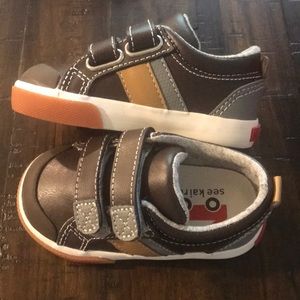 See Kai Run toddler shoes size 5